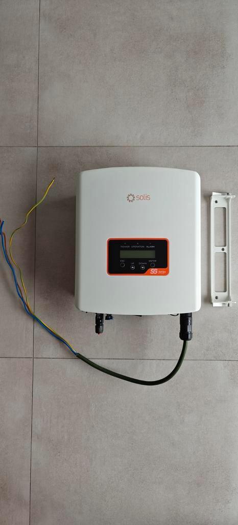 Solis Omvormer 3.6 kW, Doe-het-zelf en Bouw, Zonnepanelen en Toebehoren, Gebruikt, Ophalen