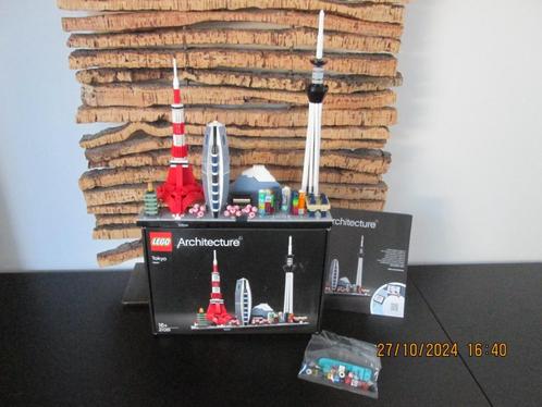 lego set 21051 Tokyo, Kinderen en Baby's, Speelgoed | Duplo en Lego, Zo goed als nieuw, Lego, Complete set, Ophalen of Verzenden
