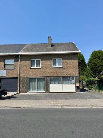 Huis te koop in Kuurne, 4 slpks beschikbaar voor biedingen