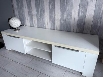 Tv meubel wit beschikbaar voor biedingen