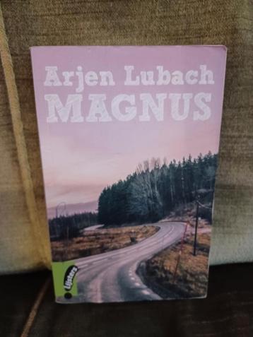 Magnus     (Arjen Lubach)