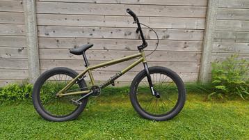 BMX Sunday Primer 20" Freestyle (21" - Matt Army Green)