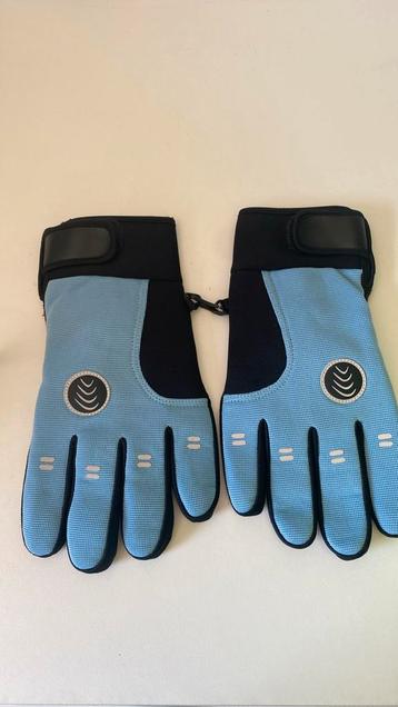 Fietshandschoenen beschikbaar voor biedingen