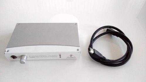 Behringer F-CONTROL AUDIO 4-Bit/96 kHz FireWire interface ., Computers en Software, Geluidskaarten, Gebruikt, Ophalen of Verzenden