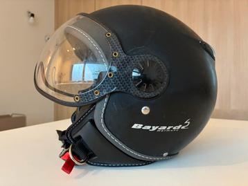 Bayard helm beschikbaar voor biedingen