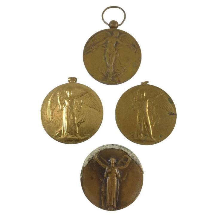 Set van 4 overwinningsmedailles, Verzamelen, Militaria | Algemeen, Landmacht, Lintje, Medaille of Wings, Ophalen of Verzenden