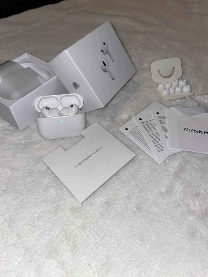 AirPods 3 Pro NIEUWSTE MODEL 2025‼️, Telecommunicatie, Mobiele telefoons | Oordopjes, Nieuw, Ophalen of Verzenden