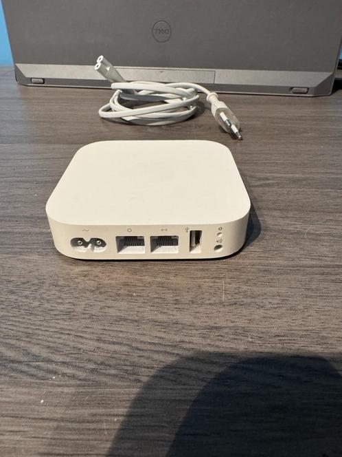Apple AirPort Express 802.11n (2nd Gen), Computers en Software, Routers en Modems, Zo goed als nieuw, Router, Ophalen
