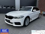 BMW 5-serie Touring 530i xDrive Executive Edition / M PAKKET, Auto's, BMW, 1998 cc, Gebruikt, Zwart, Wit