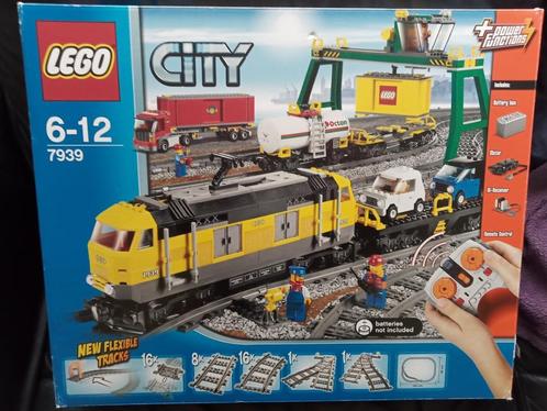 Lego 7939 Goederentrein, met originele doos en boekjes, Kinderen en Baby's, Speelgoed | Duplo en Lego, Gebruikt, Lego, Complete set