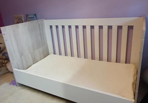 Baby/junior ledikant, Kinderen en Baby's, Kinderkamer | Complete kinderkamers, Gebruikt, Ophalen