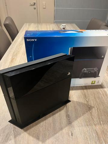 PS4 500gb+11 games+1controller+vertical stand disponible aux enchères