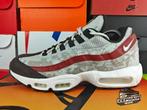 Nike Air Max 95 'Social FC' EU44,5 2022, Kleding | Heren, Schoenen, Wit, Nike, Ophalen of Verzenden, Zo goed als nieuw