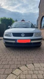 Volkswagen Passat Estate 1999, 5 places, Break, Tissu, Carnet d'entretien