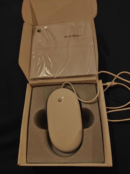Souris apple en boîte  modèle A1152  fonctionnelle, Computers en Software, Muizen, Gebruikt, Muis, Rechtshandig, Bedraad, Ergonomisch