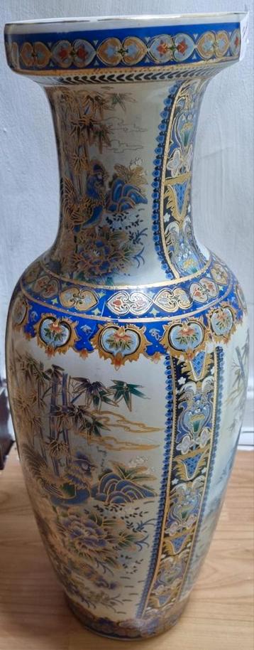 chinese vaas met stempel, Ophalen