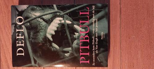 Deflo - Pitbull, Boeken, Thrillers, Gelezen, Ophalen of Verzenden