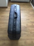 Grote reiskoffer met cijferslot en sleutel, Ophalen, Zo goed als nieuw