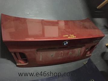 Achterklep BMW E46 sedan Siennarot  disponible aux enchères