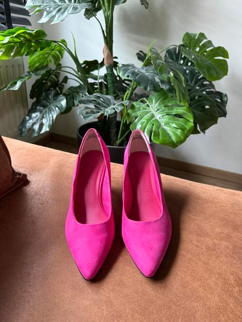 Nieuwe pumps van Marco Tozzi maat 41, Kleding | Dames, Schoenen, Nieuw, Pumps, Roze, Ophalen of Verzenden