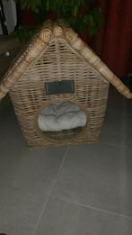 Rotan huis voor huisdieren, Ophalen, Zo goed als nieuw