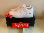 Nike Air Force 1 x Supreme “ White “ Maat 43, Kleding | Heren, Wit, Nike, Nieuw, Ophalen of Verzenden