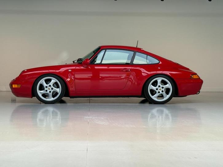 Porsche 911 993 Carrera 125000Km Oldtimer Handgeschakeld, Auto's, Porsche, Bedrijf, Airconditioning, Boordcomputer, Radio, Benzine