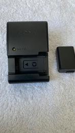 Batte Sony. Chargeur modèle BC-VW1 + Une batterie NP-FW50, TV, Hi-fi & Vidéo, Comme neuf