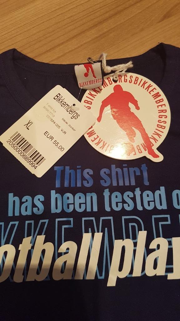 8 dames t-shirts Bikkembergs. 2 nieuw, 6 zo goed als nieuw, Kleding | Dames, T-shirts, Nieuw, Maat 46/48 (XL) of groter, Korte mouw