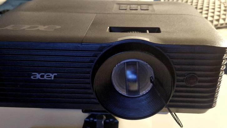 Beamers Acer/Projectiescherm 80", Audio, Tv en Foto, Beamers, Gebruikt, DLP, Full HD (1080), Ophalen