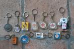 11 sleutelhangers 1960 shell, caltex, esso, mobiloil, gulf, Verzamelen, Merken en Reclamevoorwerpen, Ophalen of Verzenden, Zo goed als nieuw