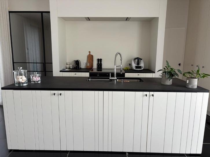 Keuken, Huis en Inrichting, Keuken | Complete keukens, Gebruikt, Overige typen, Crème, Graniet of Steen, Met kookeiland, Ophalen