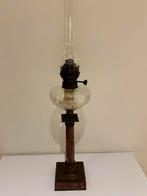 Lampe à pétrole du XIXe siècle 'L'empereur & Bernard', Enlèvement