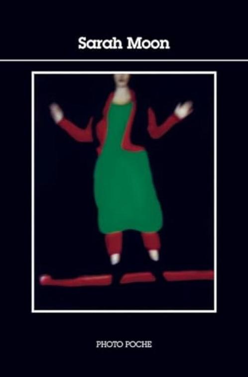 Sarah Moon  Photo Poche (2012), Boeken, Kunst en Cultuur | Fotografie en Design, Zo goed als nieuw, Fotografen, Ophalen
