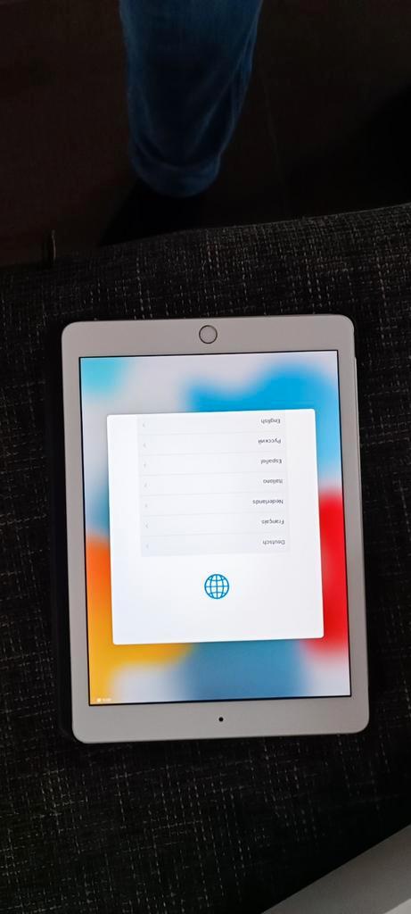 Apple iPad 2017 32gb WiFi A1822, Computers en Software, Apple iPads, Zo goed als nieuw, Overige modellen, Wi-Fi, 10 inch, 32 GB