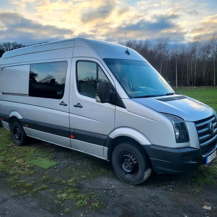 Crafter camper zelfbouw, Caravanes & Camping, Camping-cars, Particulier, Diesel, Douche, Onduleur, Enlèvement ou Envoi