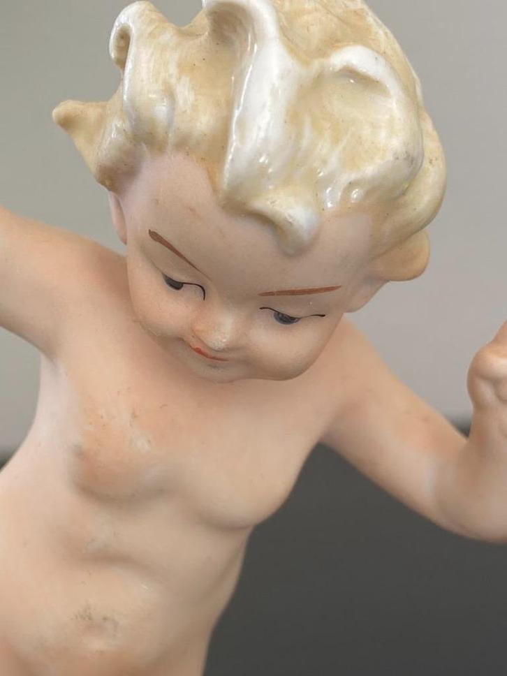 Gemerkt Duits retro porseleinen Art Deco beeldje, Diversen, Kerst, Zo goed als nieuw, Ophalen