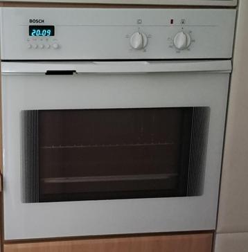 four encastrable Bosch à air chaud et grill, Four avec gril, Encastré, 45 à 60 cm, Enlèvement