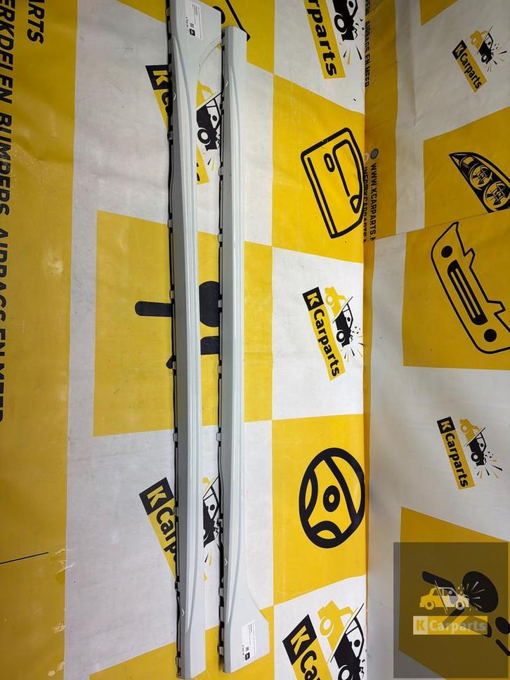 Bas de caisse VW Golf 8 VIII R R20 5H0853860B/59B, jeu gauch, Autos : Pièces & Accessoires, Carrosserie & Tôlerie, Capot moteur