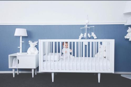 Babybed / ladikant - Woodworks Kennedy - meegroeibed, Kinderen en Baby's, Kinderkamer | Complete kinderkamers, Zo goed als nieuw
