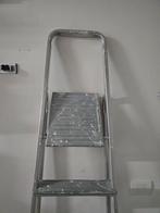 Ladders, Enlèvement