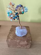 zeer mooi edelstenen boompje op los op voet, Verzamelen, Mineralen en Fossielen, Ophalen of Verzenden, Overige typen