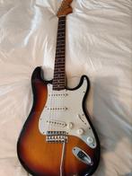 Pearl Stratocaster matsumoku 1970 Met upgrade, Musique & Instruments, Instruments à corde | Guitares | Électriques, Comme neuf