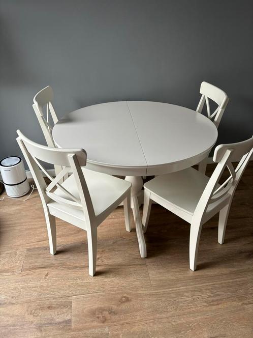 Ronde eettafel + 4 stoelen gloednieuw IKEA, Maison & Meubles, Salles à manger complètes, Neuf, Enlèvement