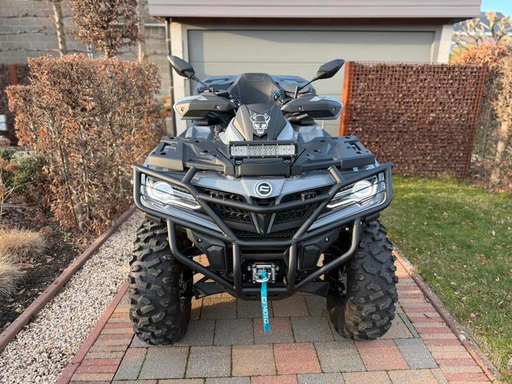 Cforce 1000 | 4x4 | BULL BAR | LED BAR | WINCH | TOP koffer, Motoren, Quads en Trikes, Ophalen