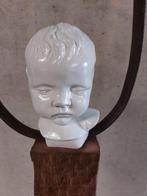 Het kind, Antiek en Kunst, Ophalen