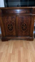 Commode kastje, Enlèvement