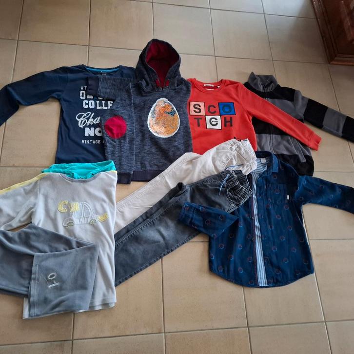 bundel jongenskleding  8 jaar, Kinderen en Baby's, Kinderkleding | Kinder-kledingpakketten, Zo goed als nieuw, Maat 128, Ophalen