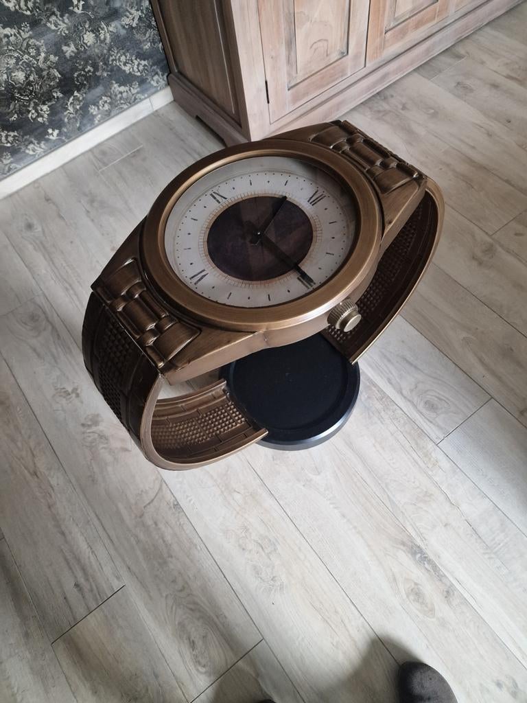 Horloge tafel, Ophalen, 50 tot 100 cm, Rond, 25 tot 50 cm