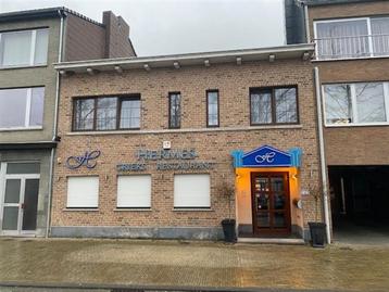 Commercieel te koop in Velm, Immo, 204 m², Autres types